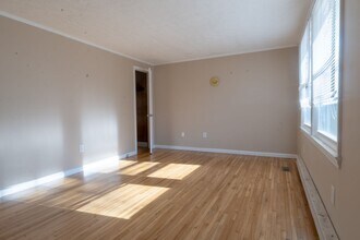 45 Hardware Hls Cir in Scottsville, VA - Building Photo - Building Photo