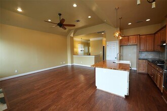 10819 Almeda Park Dr in Houston, TX - Building Photo - Building Photo