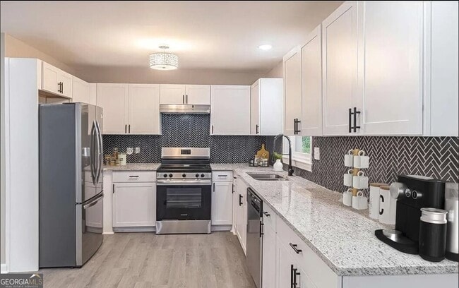 1523 Delia Dr in Decatur, GA - Building Photo - Building Photo