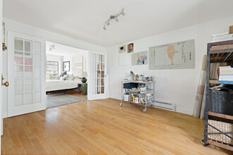 305-307 S 4th St in Brooklyn, NY - Building Photo - Building Photo