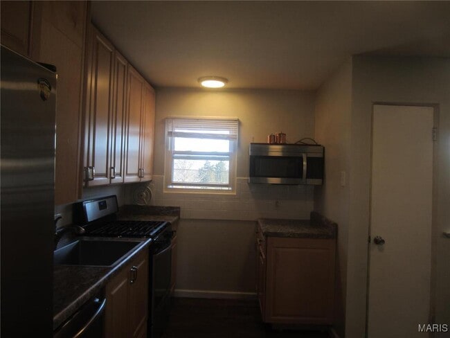 3909 Southern Aire Dr in St. Louis, MO - Building Photo - Building Photo