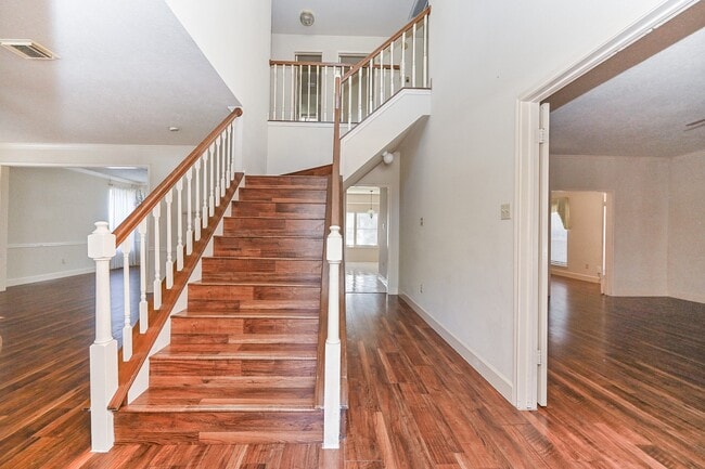 property at 9731 New Kent Dr