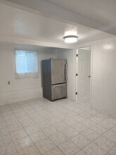 253 Louisburg St, Unit B in San Francisco, CA - Building Photo - Building Photo