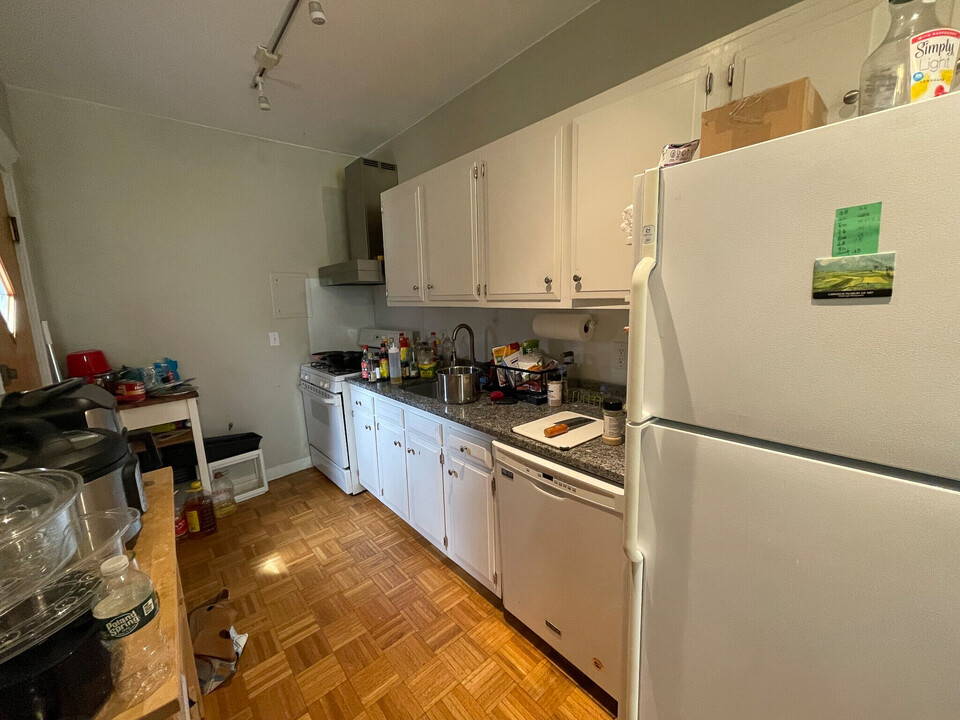 185 Chestnut Hill Ave, Unit 2-bed 1-bath #15 in Boston, MA - Building Photo