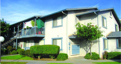 Melody Lane Apartments in El Cajon, CA - Building Photo - Building Photo