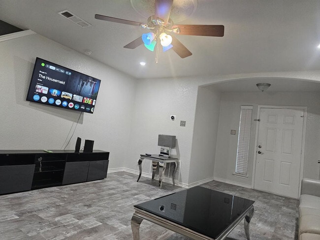 property at 2713 Montague County Dr