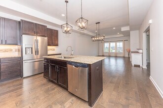 5518 Arbor Chase Dr in Ann Arbor, MI - Building Photo - Building Photo