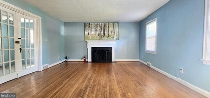 8016 Old Georgetown Rd in Bethesda, MD - Building Photo - Building Photo