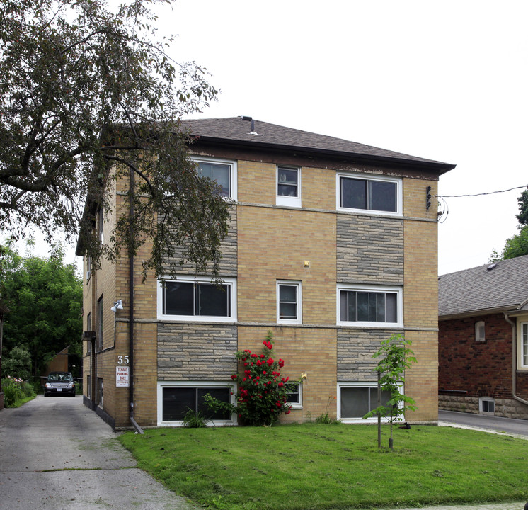 35 3rd St in Toronto, ON - Building Photo