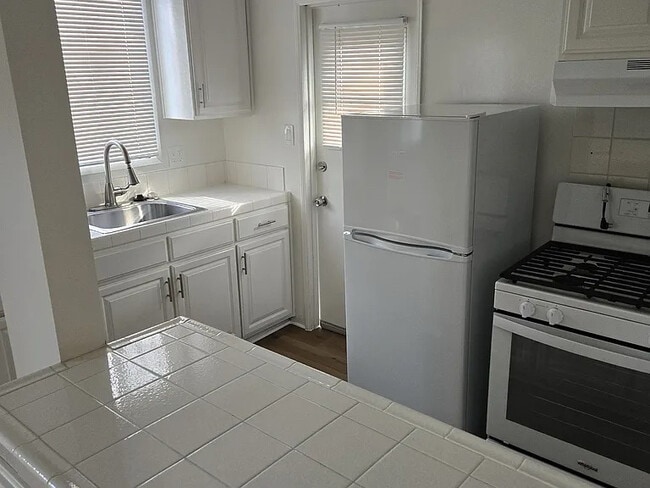 property at 11934 S Inglewood Ave
