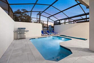 5468 Asterisk Ave in Orlando, FL - Building Photo - Building Photo