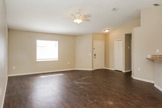 3164 Covington Dr N in Deltona, FL - Foto de edificio - Building Photo