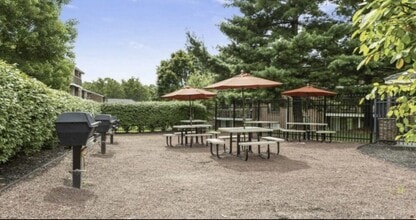 Tacony Crossing in Philadelphia, PA - Building Photo - Building Photo