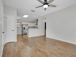 5920 Heatherglen Terrace in Fort Worth, TX - Building Photo - Building Photo