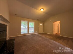 10619 Wood Meadow Dr in Charlotte, NC - Building Photo - Building Photo