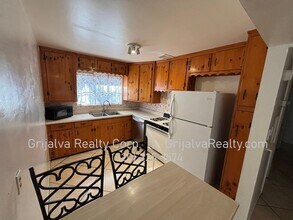 5901 E 25th St in Tucson, AZ - Foto de edificio - Building Photo