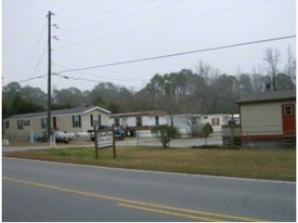 159 Hwy 172 in Hubert, NC - Building Photo