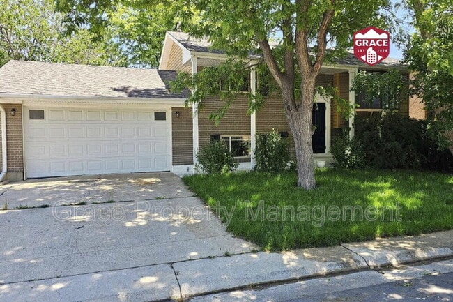 property at 10928 Patterson Ct