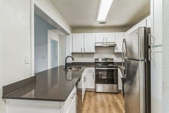 Montara Park in Norman, OK - Foto de edificio - Building Photo