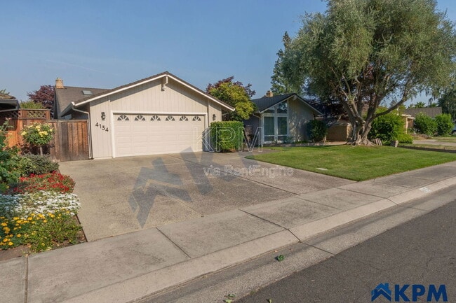 4134 Fort Donelson Dr in Stockton, CA - Building Photo - Building Photo