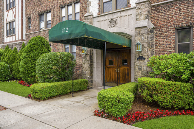 property at 412 Munro Ave