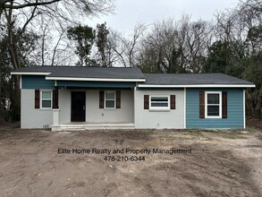 1020 Toombs St in Macon, GA - Building Photo - Building Photo