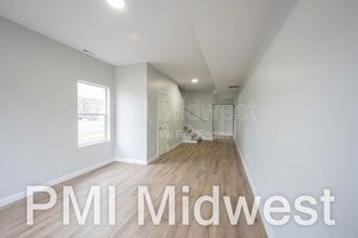 2810 E Michigan St in Indianapolis, IN - Building Photo - Building Photo