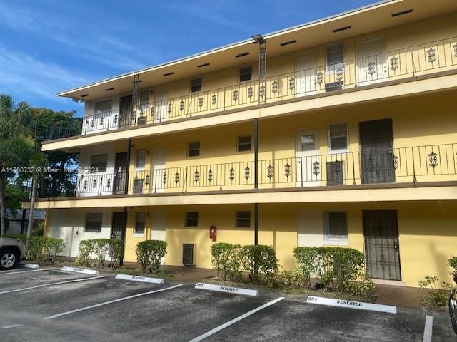 20200 NE 27th Ct in Aventura, FL - Building Photo