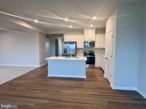 37 Taft Ave in Ranson, WV - Foto de edificio - Building Photo