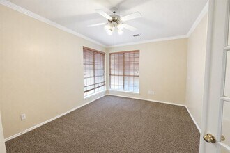 1612 Chasewood Dr in Austin, TX - Building Photo - Building Photo