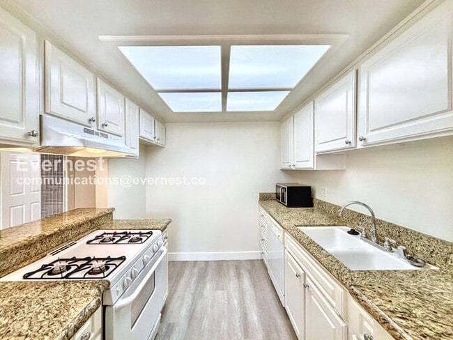 3501 E Ransom St in Long Beach, CA - Building Photo - Building Photo