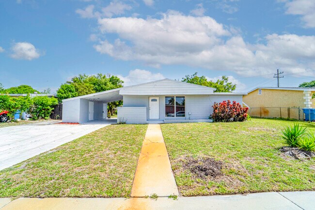 property at 1415 W Broward St