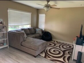 91-1323-1323 Kaileolea Dr in Ewa Beach, HI - Building Photo - Building Photo
