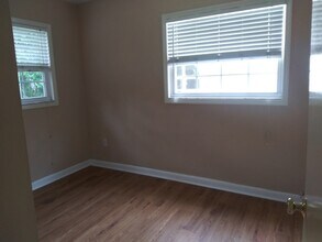 521 S Crest Ave in Clearwater, FL - Building Photo - Building Photo