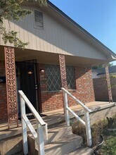 717 SW Ranch Oak Blvd in Lawton, OK - Building Photo - Building Photo