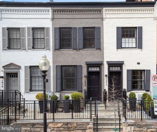 property at 1040 31st St NW