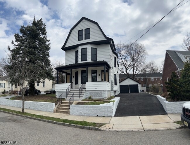 20 Parkview Ave-Unit -3 in Belleville, NJ - Foto de edificio - Building Photo