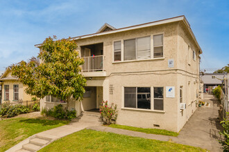 1022-1028 Martin Luther King Jr Ave in Long Beach, CA - Foto de edificio - Building Photo