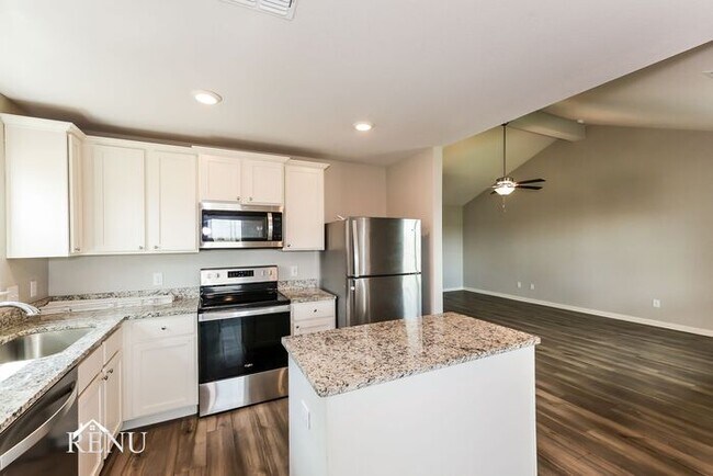 178 Drifter Dr in Newark, TX - Building Photo - Building Photo