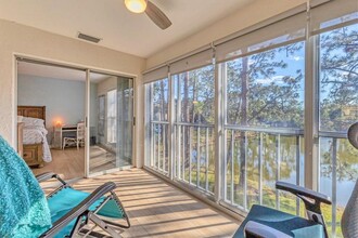4383 Longmeadow in Sarasota, FL - Foto de edificio - Building Photo
