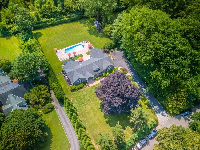 29 Fox Hollow Ln