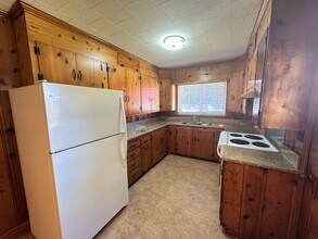 912 S Main St in Graham, NC - Building Photo - Building Photo