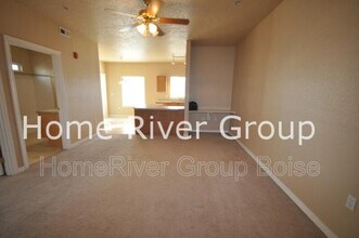 10183 W Rifleman Ln in Boise, ID - Building Photo - Building Photo