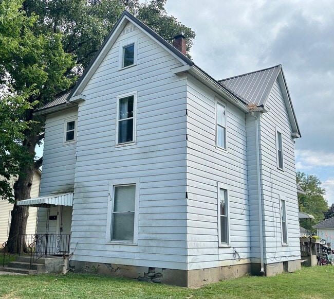 property at 512 Miller St