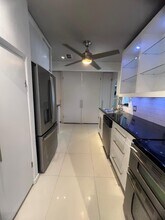 1808 N Broadway St in McAllen, TX - Building Photo - Building Photo