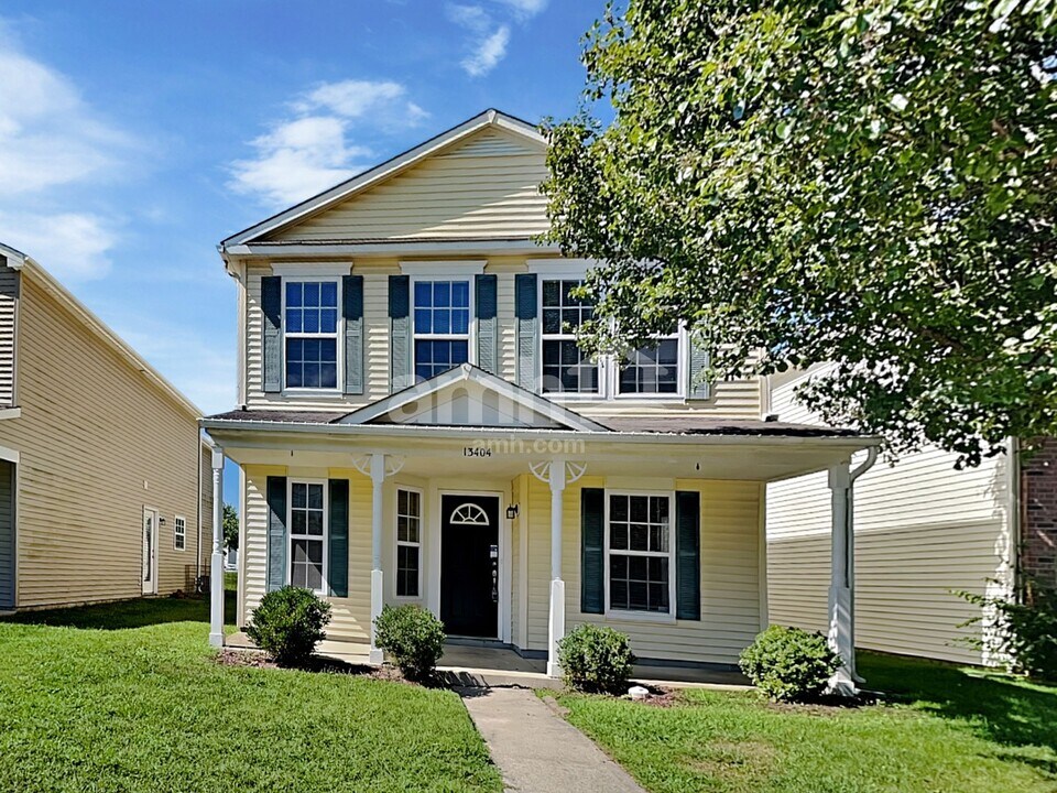 13404 All American Rd in Fishers, IN - Building Photo