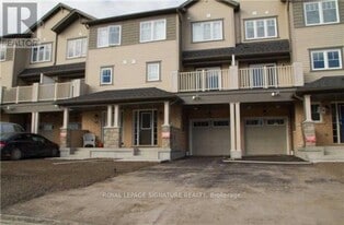 48 Nearco Cresent in Oshawa, ON - Building Photo