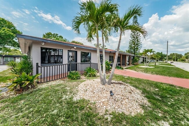 property at 410 S Aurora Ave