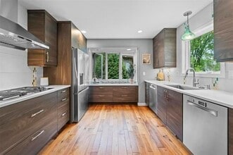 1733 Camelot Dr in Madison, WI - Building Photo - Building Photo