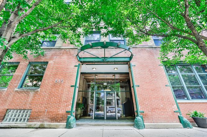 515 Noble N St, Unit 414 in Chicago, IL - Building Photo